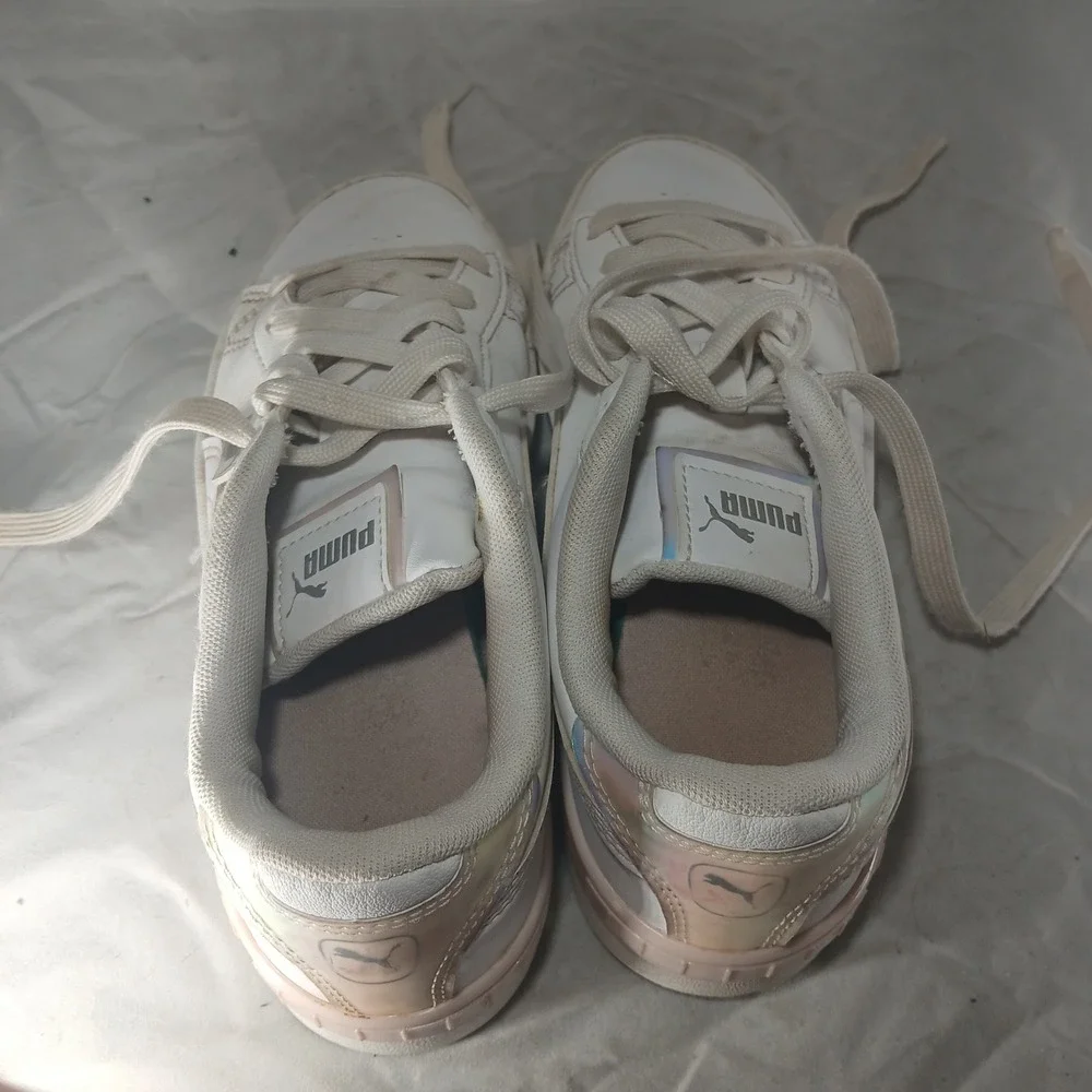 Puma Smash Platform‎ White Pink Youth Size 4 Toddler Sneakers Shoes